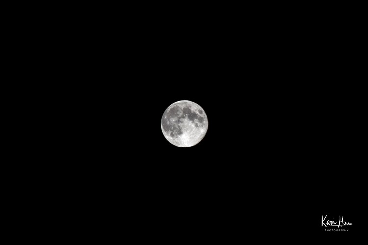 Full Moon Minimalist Sky